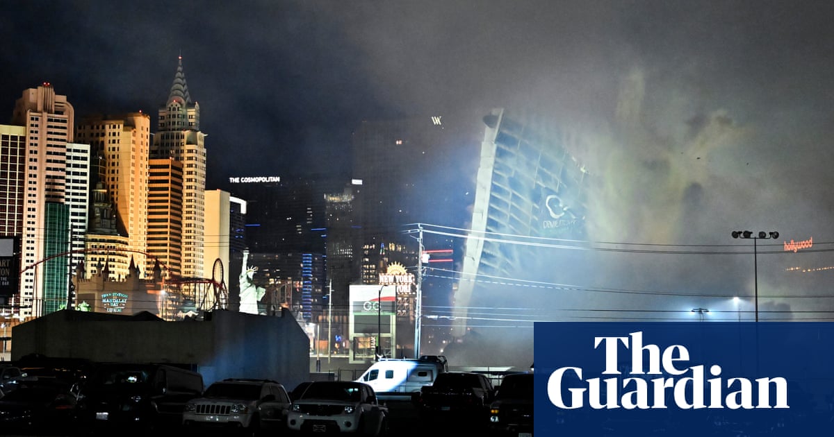 Tropicana casino, relic of Las Vegas’s mob era, is brought tumbling down | Las Vegas