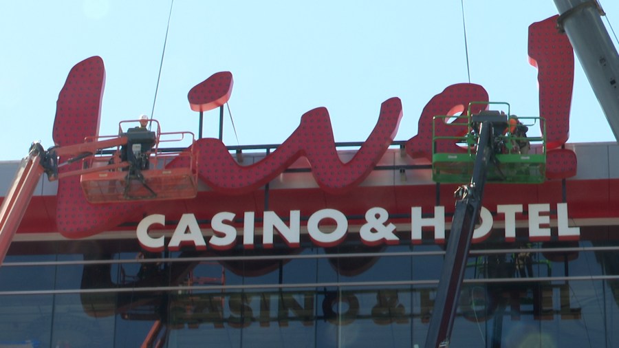 Trademark logo goes up at Live! Casino and Hotel in Bossier City