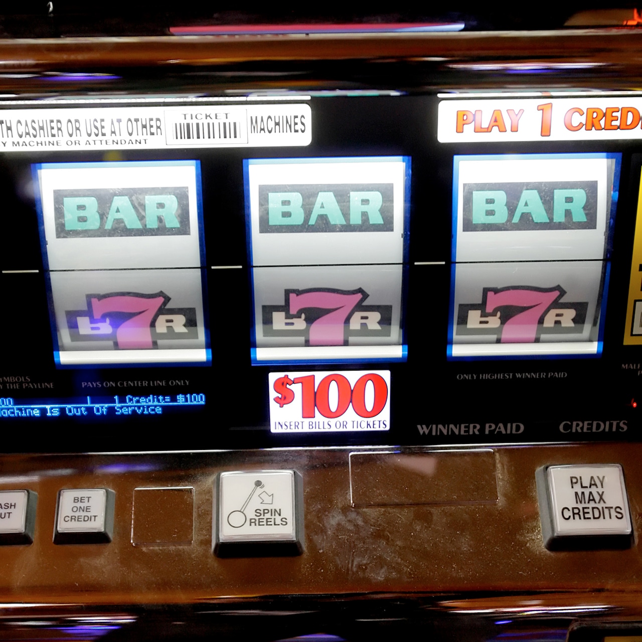 Woman sues Pa. casino after being doused in ‘fecal matter’ while playing slots