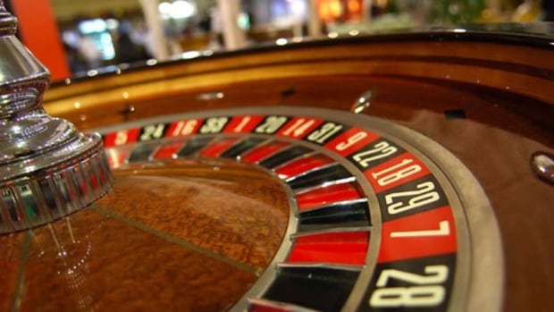 B.C. government seeks $880K from alleged casino money launderer