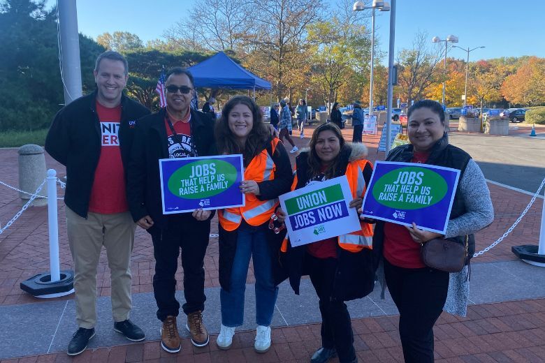 Unions rally to support a casino that could go up in Fairfax County