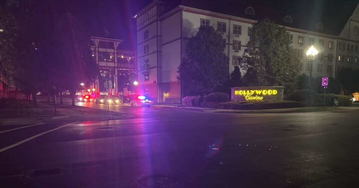 1 man shot, killed by police officer in Hollywood Casino